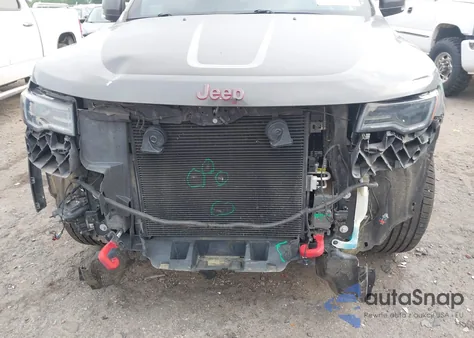 2019 Jeep Grand Cherokee Trailhawk 4X4 из США, поврежденный, VIN 1C4RJFLG7KC629367